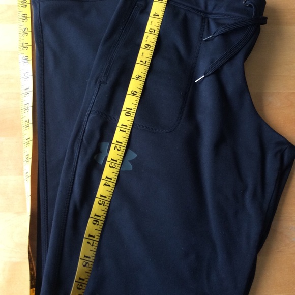 Black under armour Pant - Picture 2 of 5